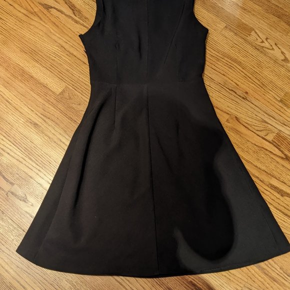 A line black dress - Picture 2 of 2